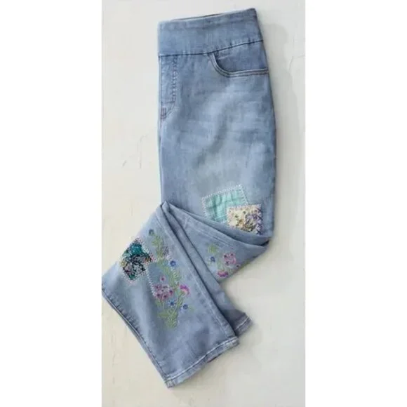NWOT COLDWATER CREEK Womens' Petals & Patches Embroidered Pull On Jeans Sz 16P - Picture 2 of 8